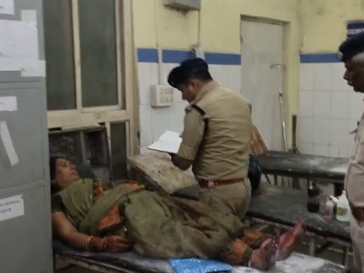 रमेश की पत्नी को भी गोली लगी है। पुलिस ने उनके बयान लिए।