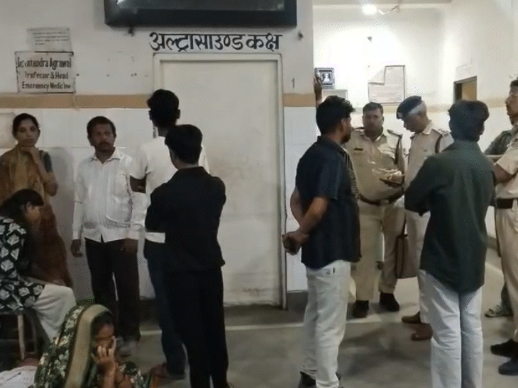 पुलिस ने अस्पताल पहुंचकर घायलों के बयान लिए।