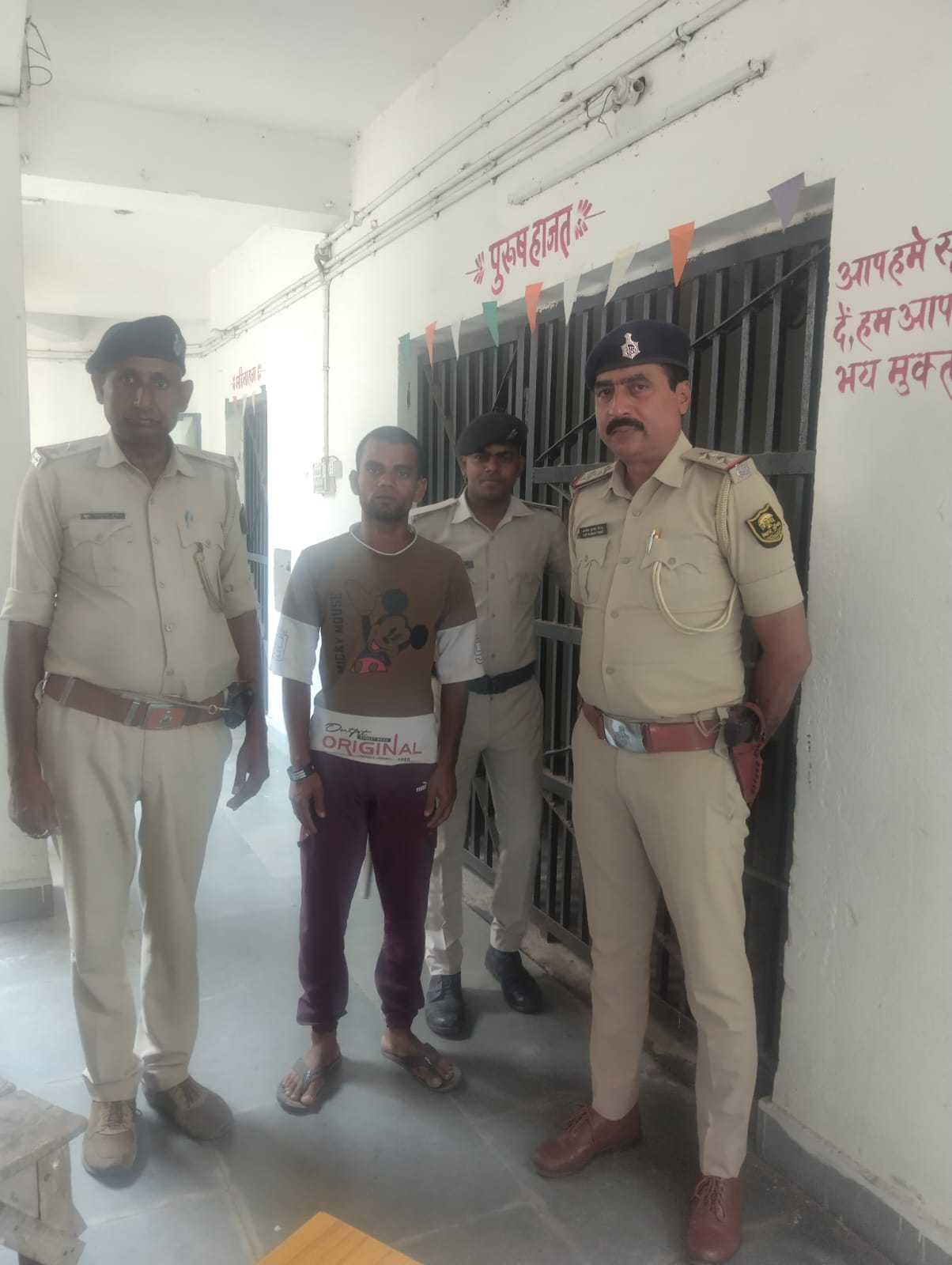 The absconding robbery accused was arrested.