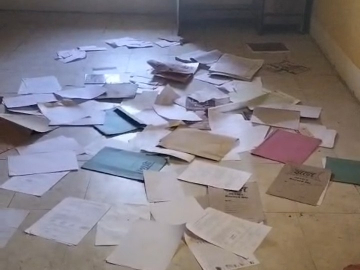 Prayagraj Gram Sachivalay Theft | Computer, Inverter Stolen
