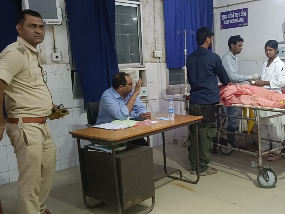 Jamui Woman Attacked With Scissors By Husband Over Boyfriend Marriage
