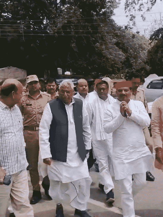 गोरखपुर में बोले नेता प्रतिपक्ष-बीजेपी ये समझ ले की “यह बंगाल नहीं, उत्तर प्रदेश है।