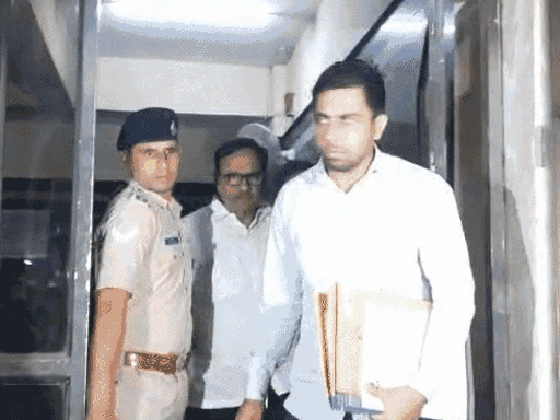 अप्रैल-2025 में पूर्व मंत्री महेश जोशी को प्रवर्तन निदेशालय (ED) ने भी अरेस्ट किया था। (फाइल फोटो)