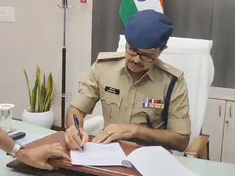 SP राजेश व्यास