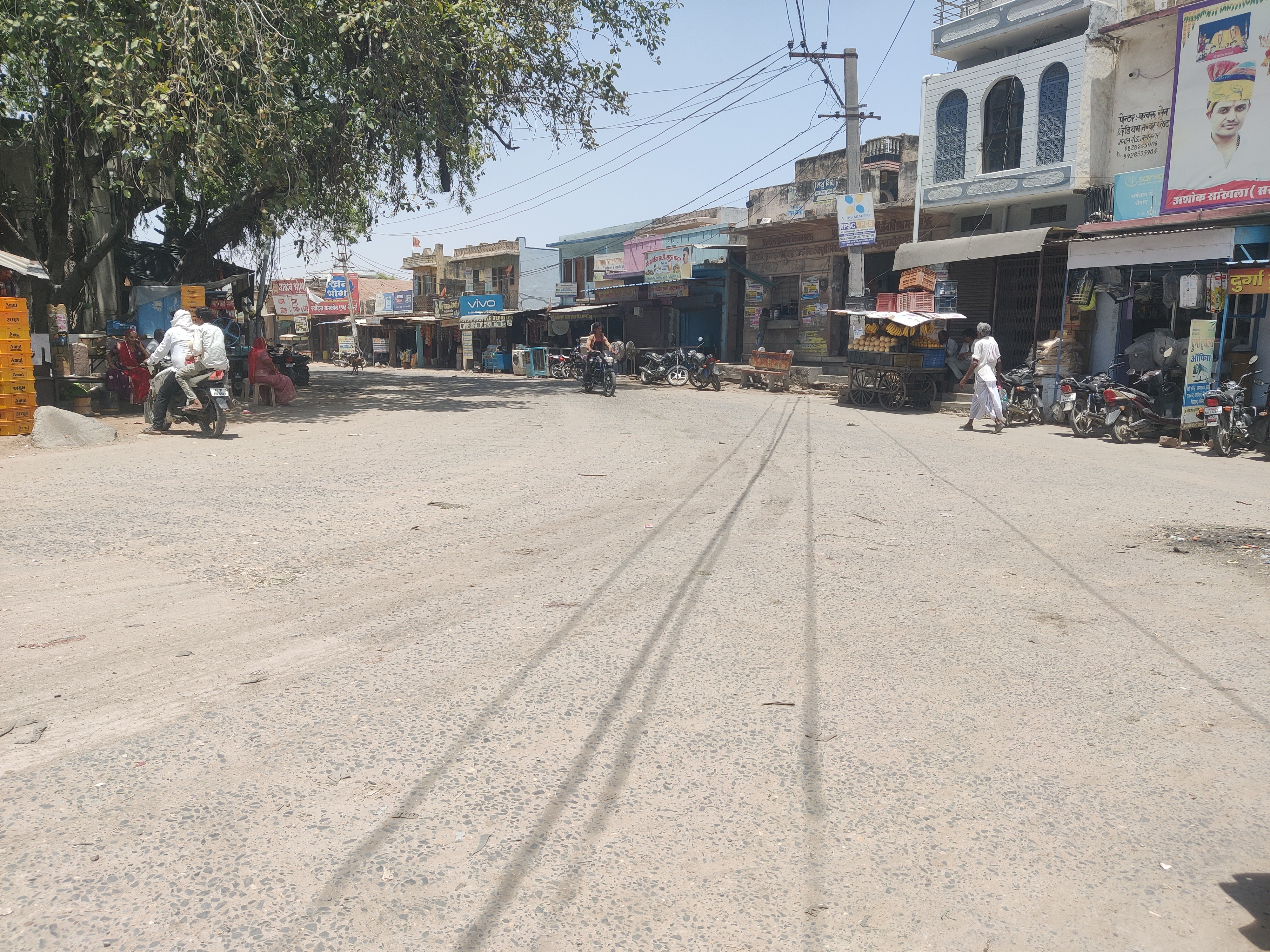 Jasnagar Heatwave Grips City, Markets & Bus Stand Silent