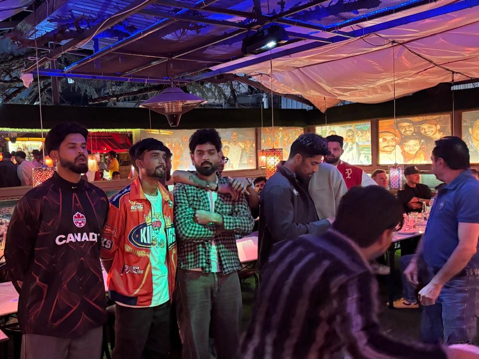 पंजाब किंग्स की टीम।