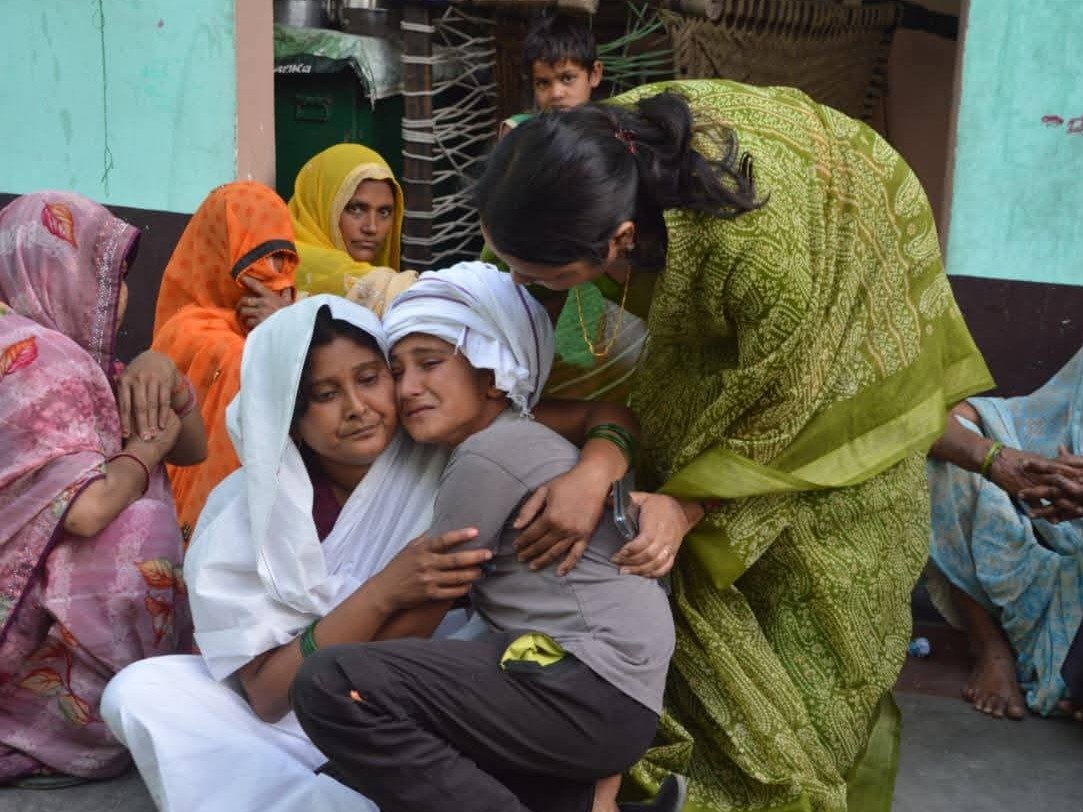 Kalan Accident: Rashmi Maurya Visits Victim Families, Offers Support