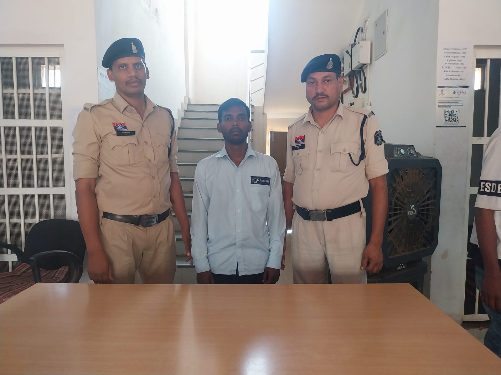 दोस्त को ठगने वाला आरोपी 4 महीने बाद पकड़ाया:  AIIMS में नौकरी दिलाने के नाम पर लिए थे 14.50 लाख की ठगी, 4 साल तक घुमाता रहा, पुलिस ने लखनऊ से दबोचा – durg-bhilai News