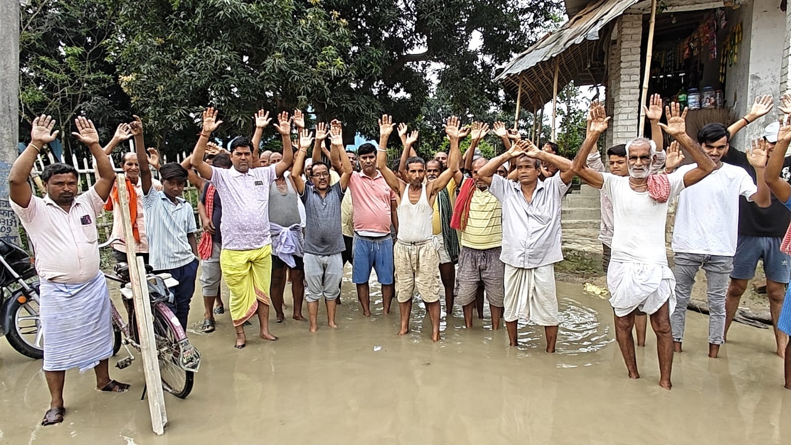 Villagers staged a protest demanding drainage by making the main road  encroachment-free.