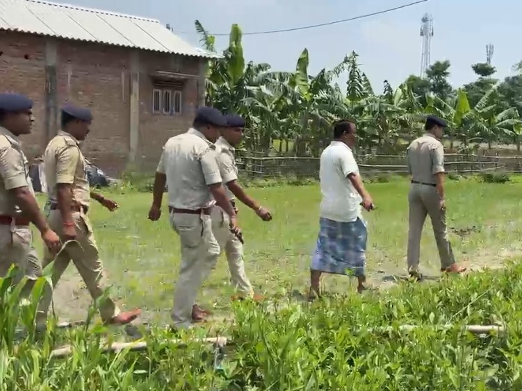 Kishanganj Woman Murder | FSL, Dog Squad Investigate; SDPO Promises ...