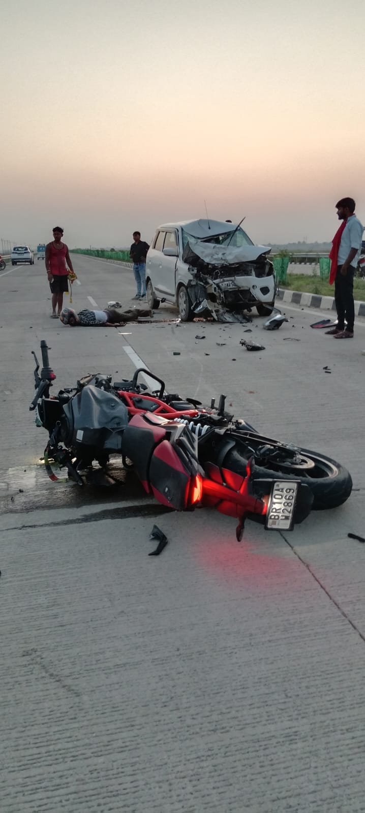 A young man returning home with a new bike collided with a car and died ...