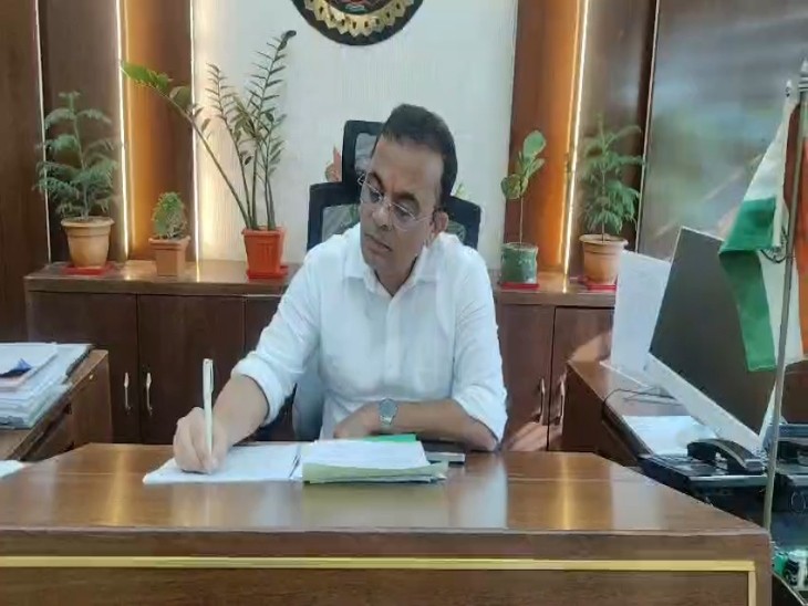 कलेक्टर जन्मेजय महोबे ने जांच के आदेश दिए हैं।