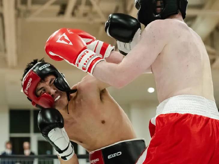 Harvard students sweat it out in the boxing ring