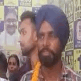 जानकारी देते हुए विजेता रणधीर सिंह।