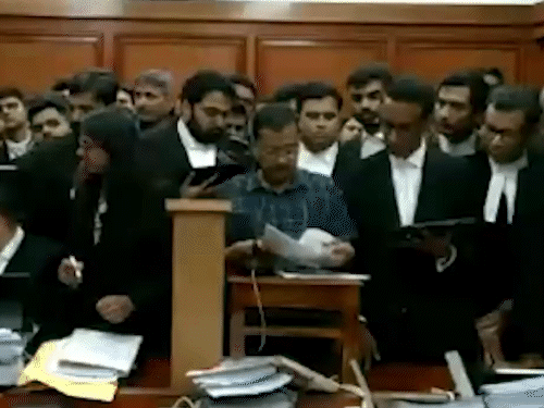 केजरीवाल समेत 6 AAP नेताओं पर कंटेम्प्ट कार्रवाई का आदेश:  जस्टिस स्वर्णकांता बोलीं- मेरे और कोर्ट के खिलाफ कैंपेन चलाया; शराब नीति केस छोड़ा