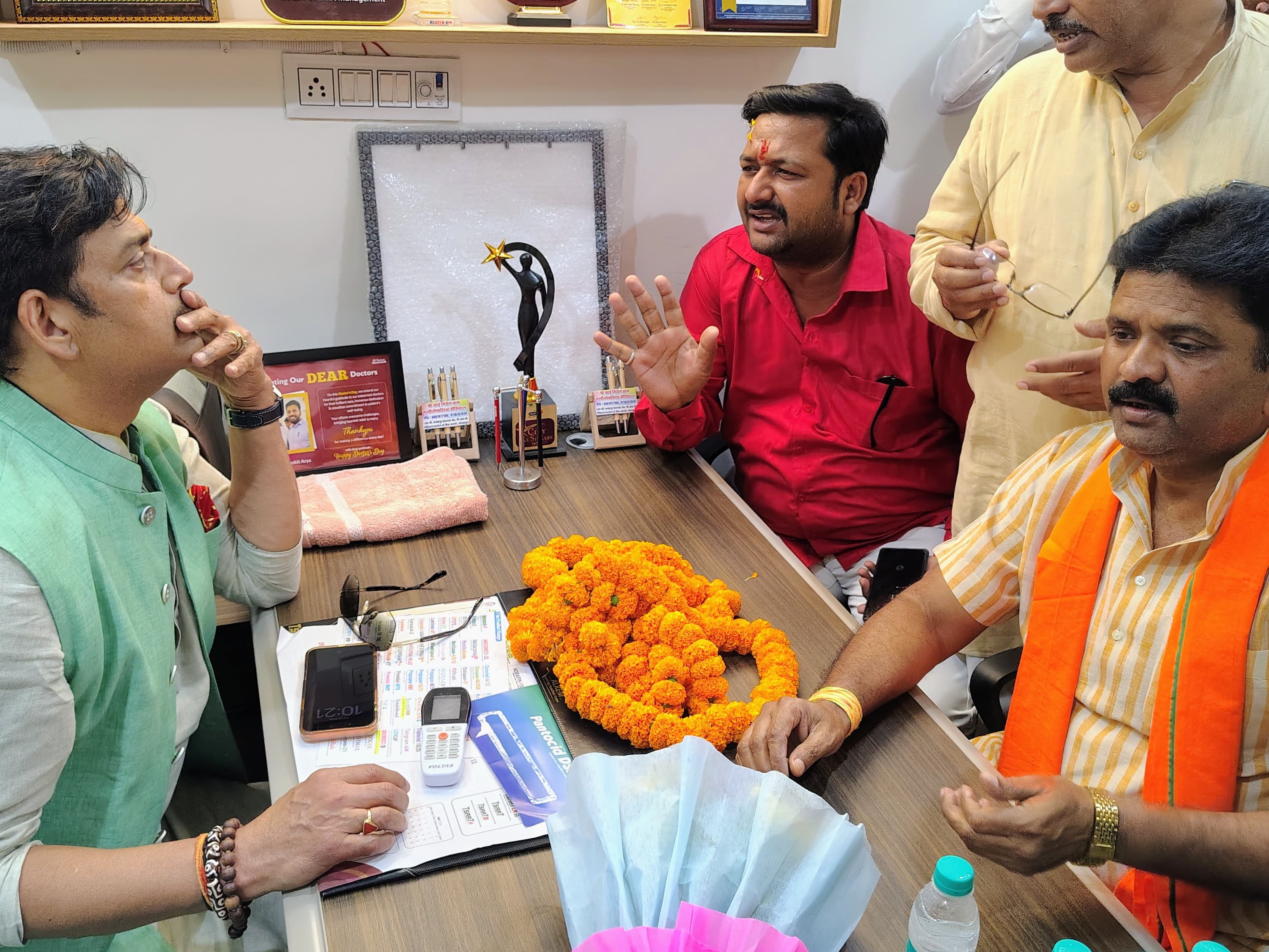 Unval Heavy Vehicle Ban | Ravi Kishan Initiative, Toll Avoidance Danger
