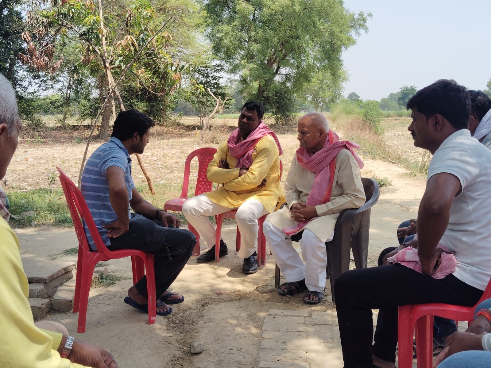 Jafrabad MLA Jagdish Narayan Rai Assures Help to Kin of CSC Operator