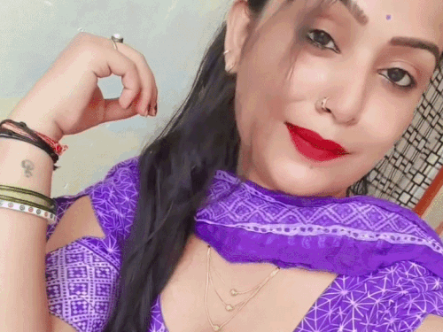 रितु इंस्टा पर कई अश्लील वीडियो डालती थी। उसकी पूरी आईडी ऐसी ही वीडियो से भरी थी।