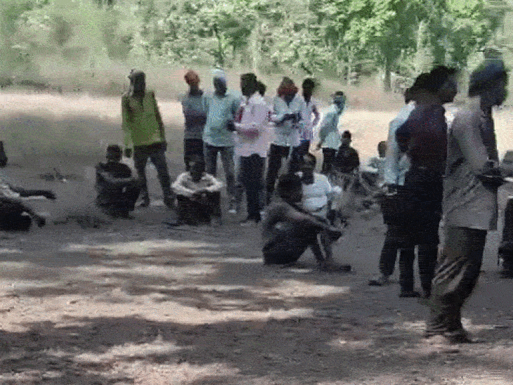 Villagers arrived at the spot with sticks after the incident.