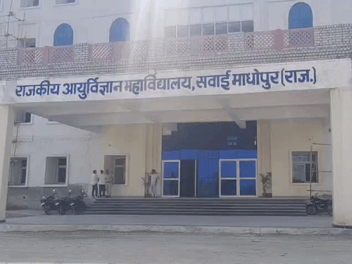 NEET में 85% लाया, कॉलेज टेस्ट में हो गया फेल:  प्रैक्टिकल से दूर भागता था; पढ़िए- पेपर लीक करने वाले के बेटे की हकीकत – Sawai Madhopur News