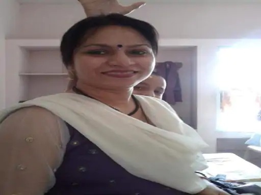 ये तस्वीर नीता सराफ की है, जो कि विराट की बड़ी मां है, इसी ने पैसों के लालच में अपहरण की साजिश ने रची थी।