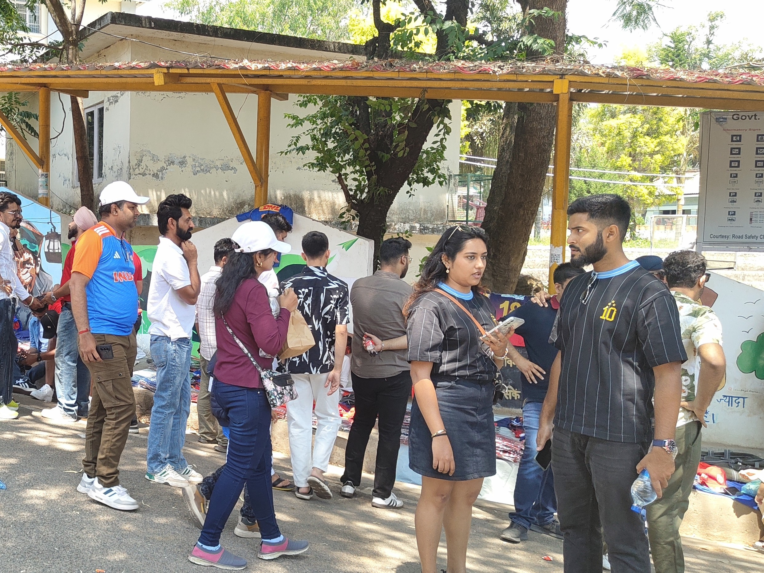 धर्मशाला में पंजाब किंग्स और RCB का मुकाबला आज:  क्रिकेट प्रेमियों और सैलानियों का लगा जमावड़ा; दोनों टीमों के लिए प्लेऑफ की जंग – Dharamshala News
