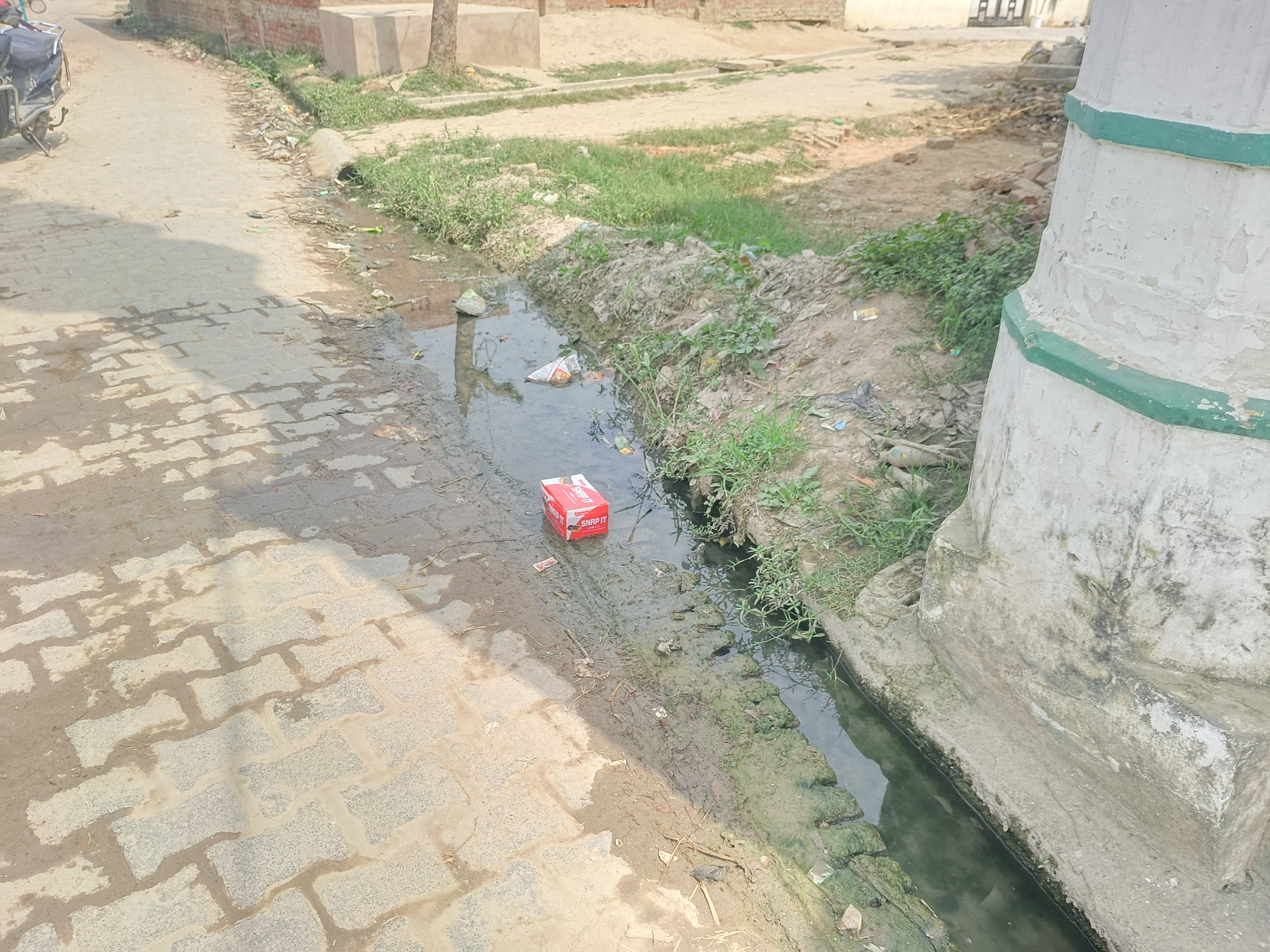 Milky Pur Blocked Drains Flood Roads, Villagers Face Issues