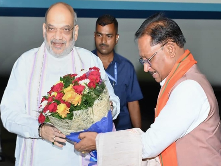 CM साय ने केंद्रीय गृह मंत्री अमित शाह की स्वागत किया।