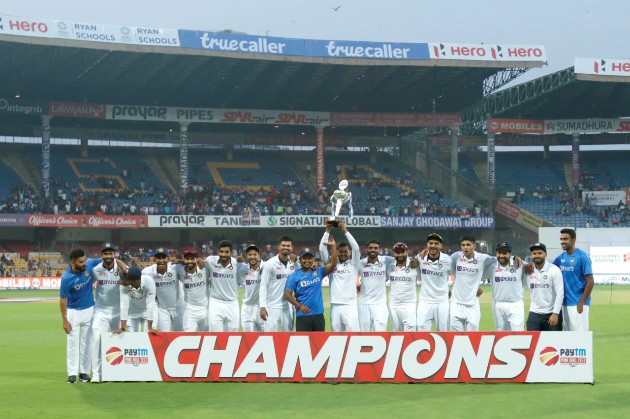 भारत-श्रीलंक के बीच आखिरी टेस्ट सीरीज 2022 में खेली गई थी। इसे भारत ने 2-0 से जीता था।