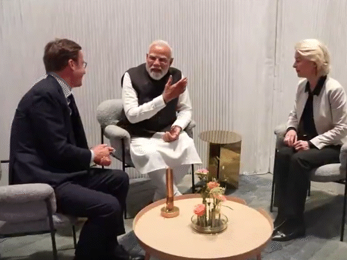 PM मोदी ने स्वीडन के प्रधानमंत्री उल्फ क्रिस्टर्सन और यूरोपीय आयोग की अध्यक्ष उर्सुला वॉन डेर लेयेन से मुलाकात की।