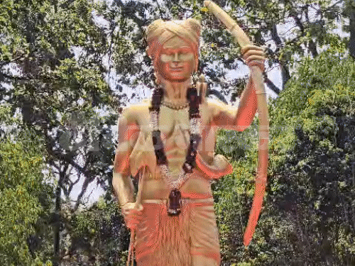 नेतानार में गुंडाधुर की प्रतिमा स्थापित की गई है।