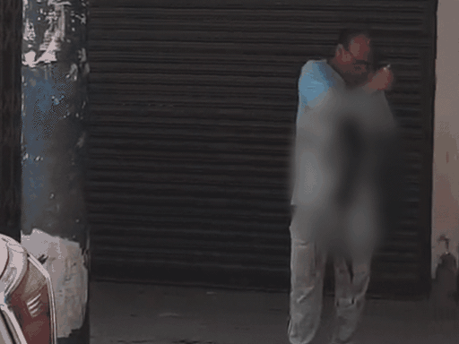 लिवइन पार्टनर से विवाद के बाद शख्स ने चाकू घोंपकर सुसाइड कर लिया।
