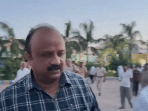ARO बोले- रूल के मुताबिक सही हुआ इलेक्शन।