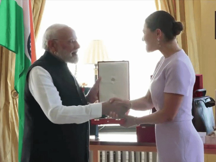 पीएम मोदी को स्वीडन में ‘रॉयल ऑर्डर ऑफ पोलर स्टार कमांडर ग्रैंड क्रॉस’ सम्मान से सम्मानित किया गया।
