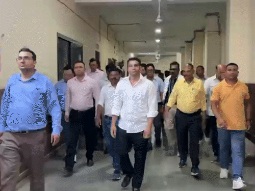 CSMCL ओवरटाइम घोटाला केस में पहली चार्जशीट पेश:  अनवर ढेबर समेत 12 को आरोपी बनाया गया, 182.98 करोड़ की गड़बड़ी सामने आई – Raipur News