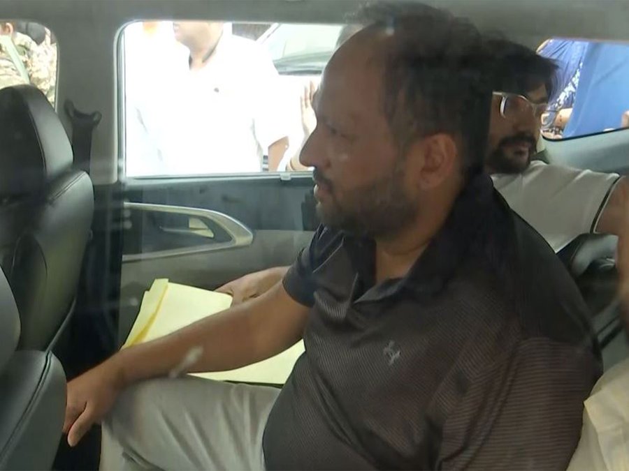 ED की गिरफ्त में आप नेता दीपक सिंगला।
