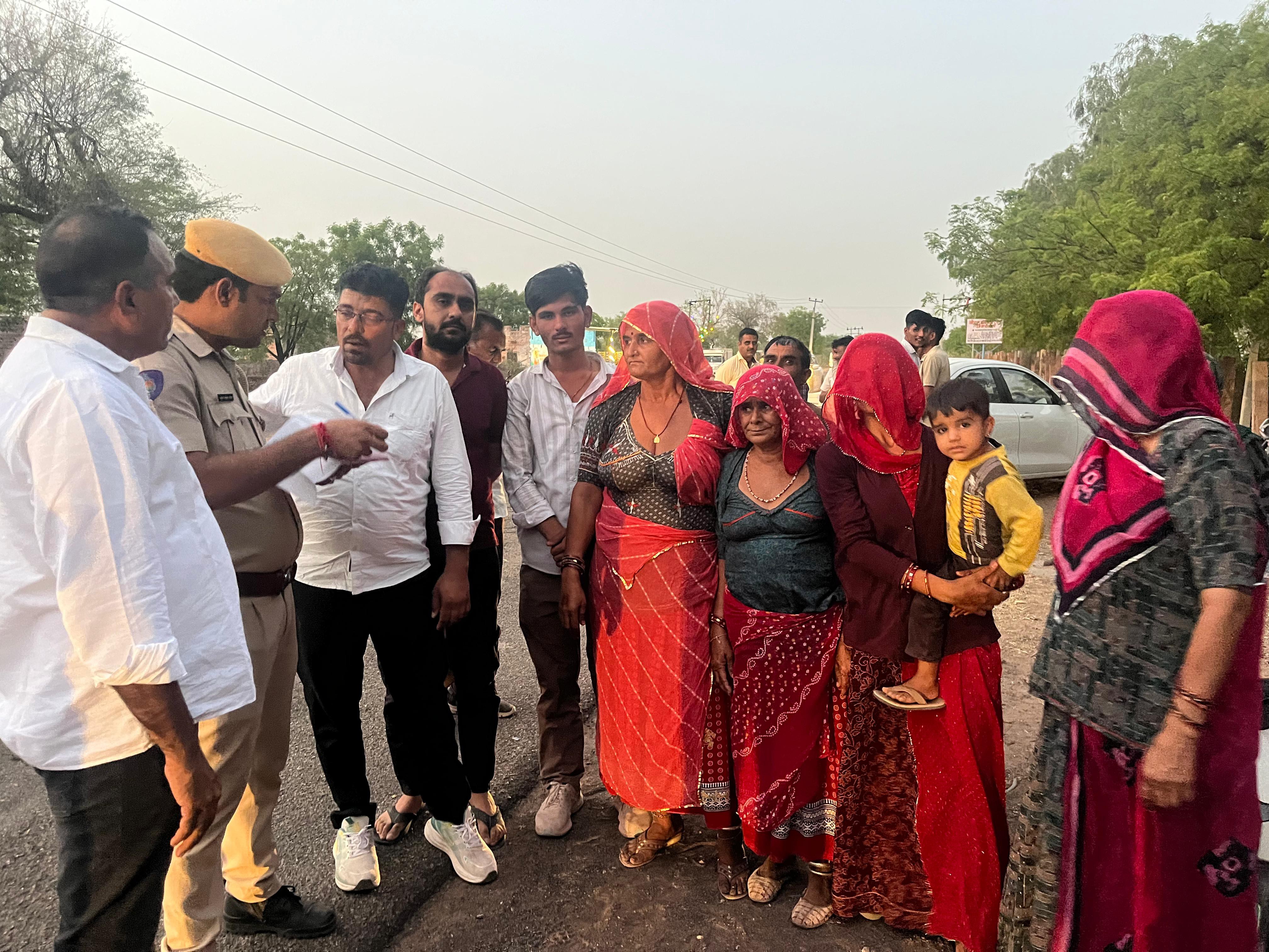Mathaniya Osian-Phalodi Highway Jam | Mathania Water Crisis: Women Protest, Break ...