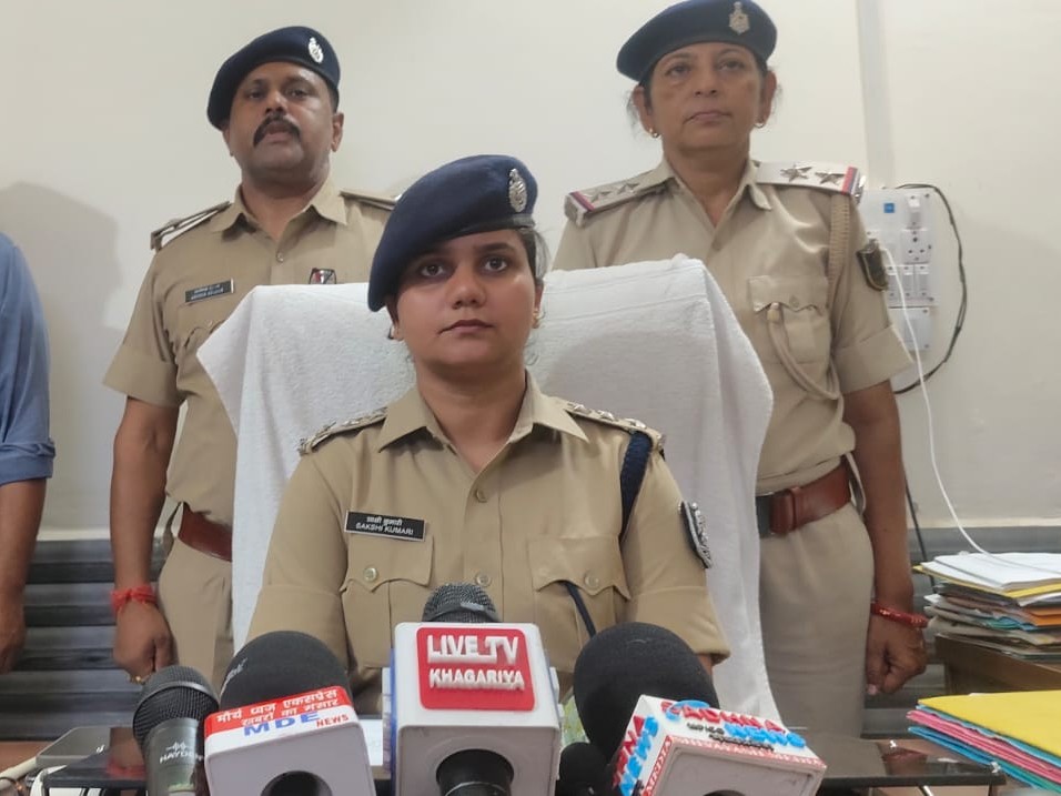 Khagaria Gogri Police Action | DSP Gives Info; Desi Katta Recovered