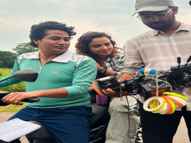 कान्स में मिली तारीफ के बाद अब फिल्म को लेकर दर्शकों के बीच उत्साह बढ़ गया है।