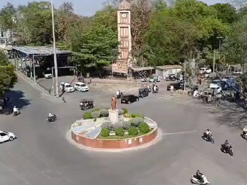 बिलासपुर में 45 डिग्री तापमान पहुंच गया है।
