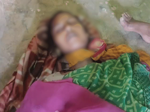 हादसे के दूसरे दिन पत्नी ने भी फांसी लगाकर जान दे दी।