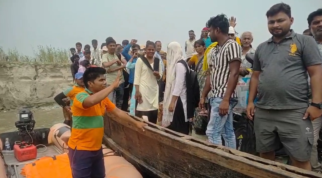 लोगों की जान बचाई गई है।