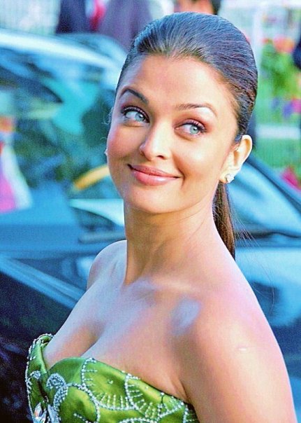Aishwarya Rai's picture from Cannes 2008.