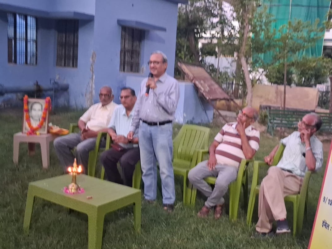 Lucknow: Sadguru Sharan Chandra 104th Birth Anniversary; Water ...