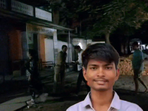 गोली लगने से कांग्रेस नेता के बड़े बेटे की मौत हो गई।