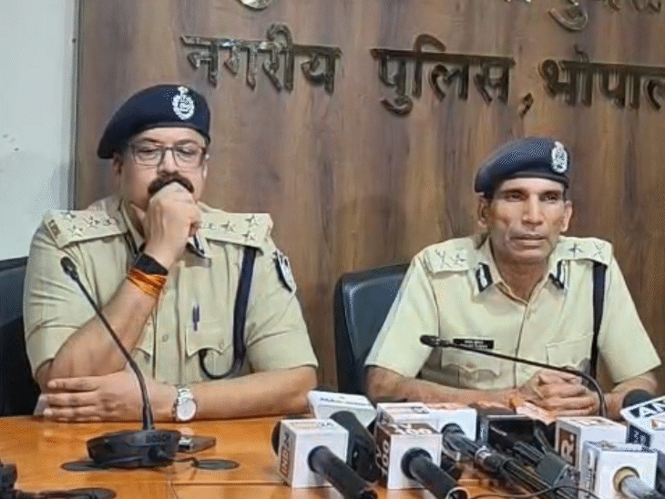 पुलिस कमिश्नर संजय कुमार ने कहा- किसी भी दोषी को छोड़ा नहीं जाएगा।