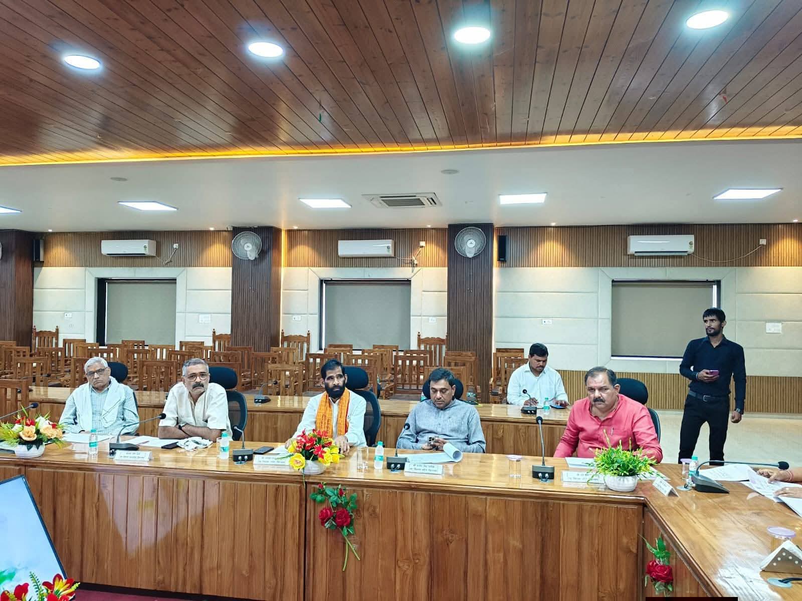 Mau Ranipur MLA Proposes Development Plans at Mineral Trust Meet