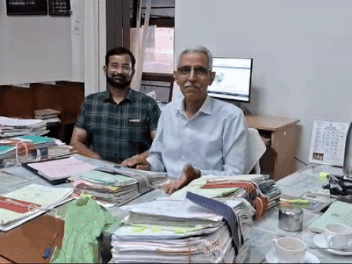 RPSC सचिव रामनिवास मेहता ने बताया- एग्जाम में शामिल सभी कैंडिडेट्स को केवाईसी करानी होगी।
