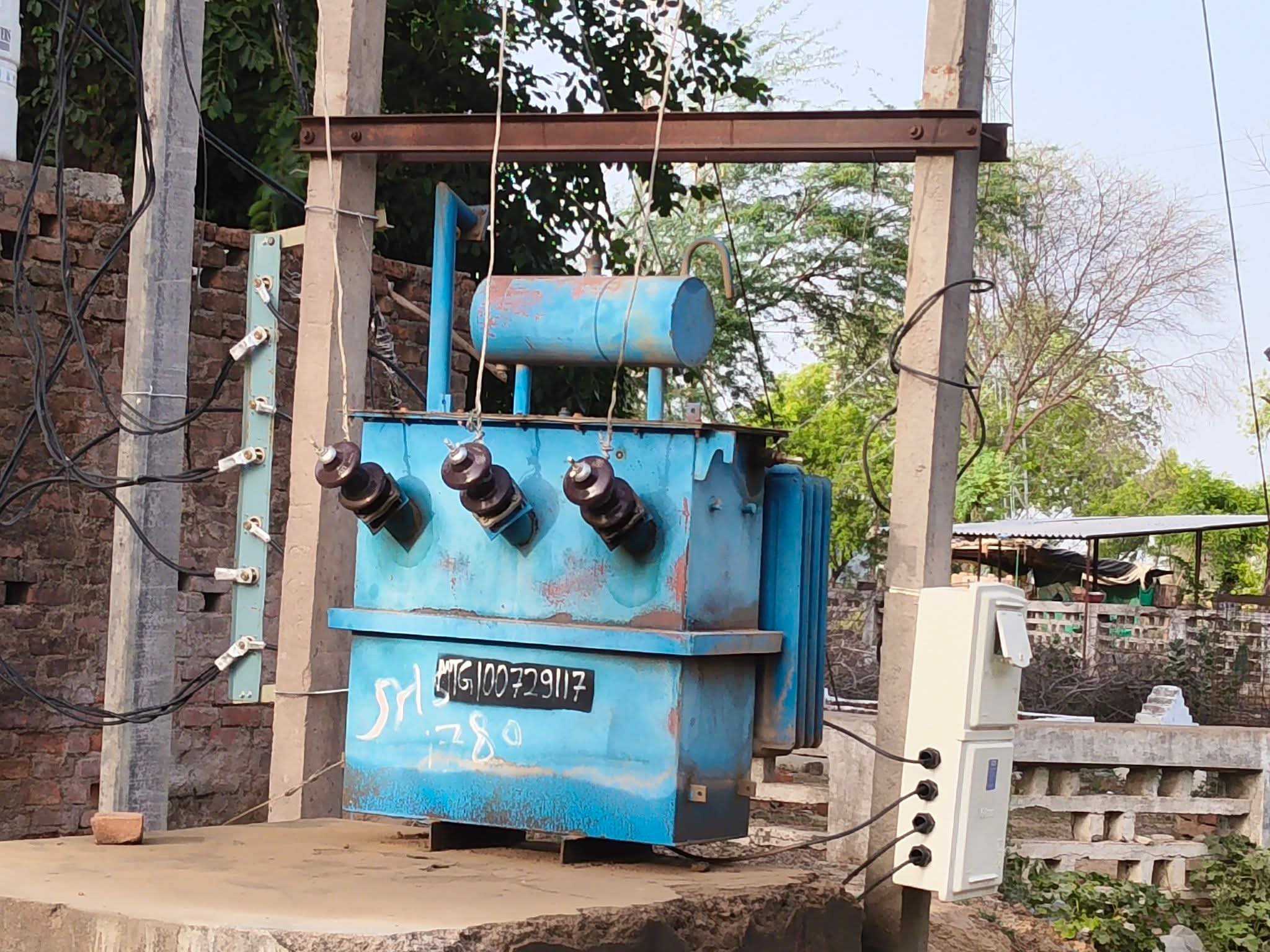 Mau Ranipur Rural Heat & Water Crisis | Power Outage Deepens