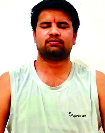 Ravi created a new record by meditating for 9 minutes.
